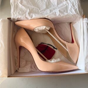 Christian Louboutin Iriza Poudre 42